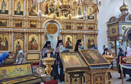 Православия день празднующе …